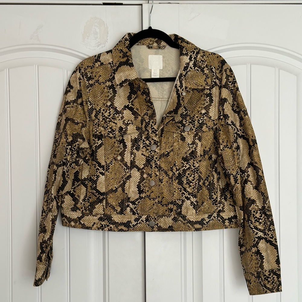 Cropped snake print jacket